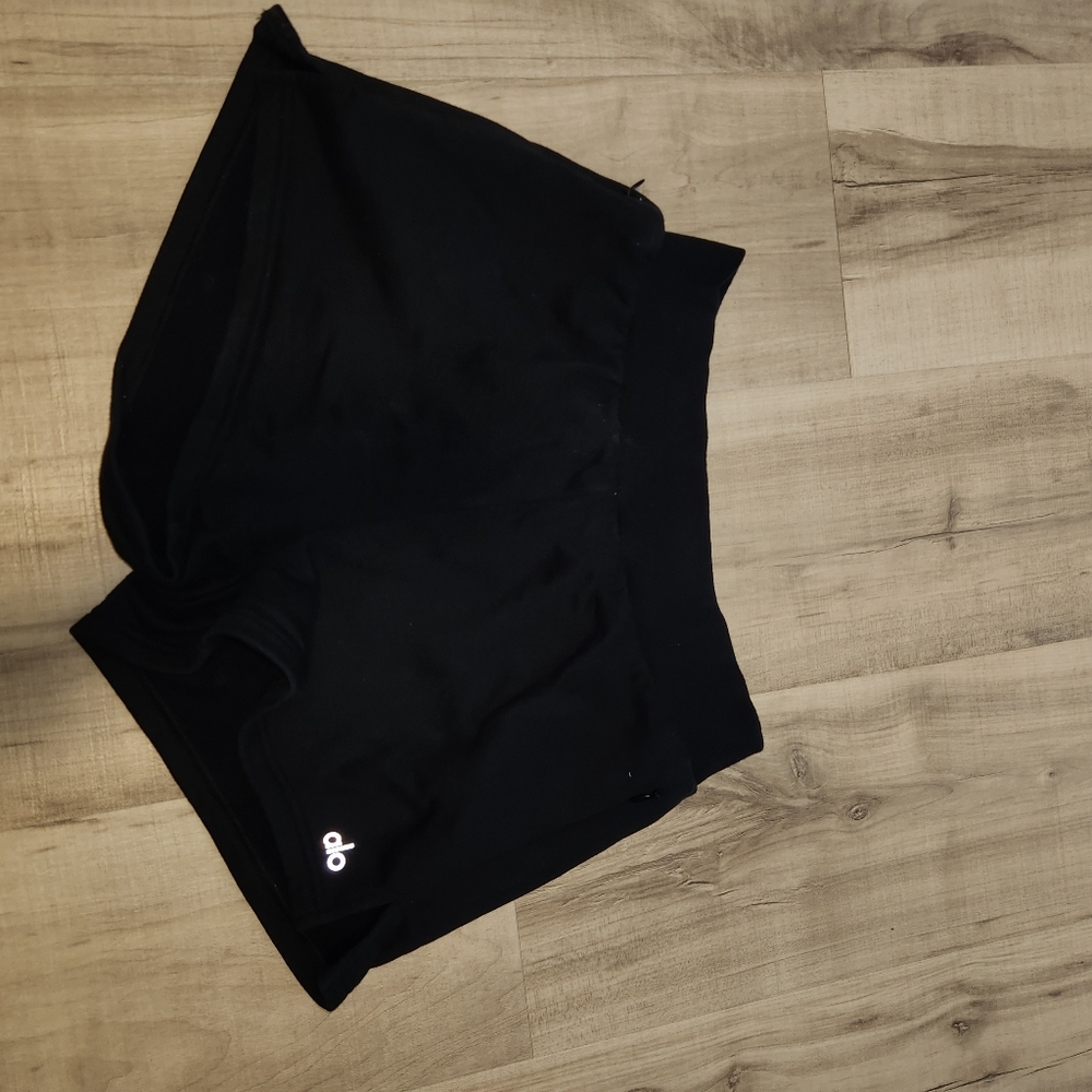 Alo shorts